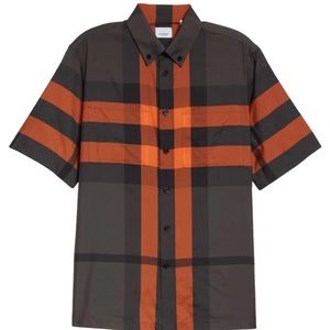 Men’s burberry large shirt with tags still attached!